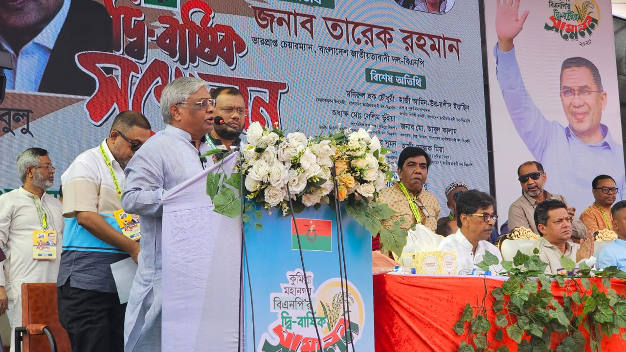 তারেক রহমানের নাম উচ্চারণ করতে হলে ওজু করবেন : বরকত উল্লাহ বুলু